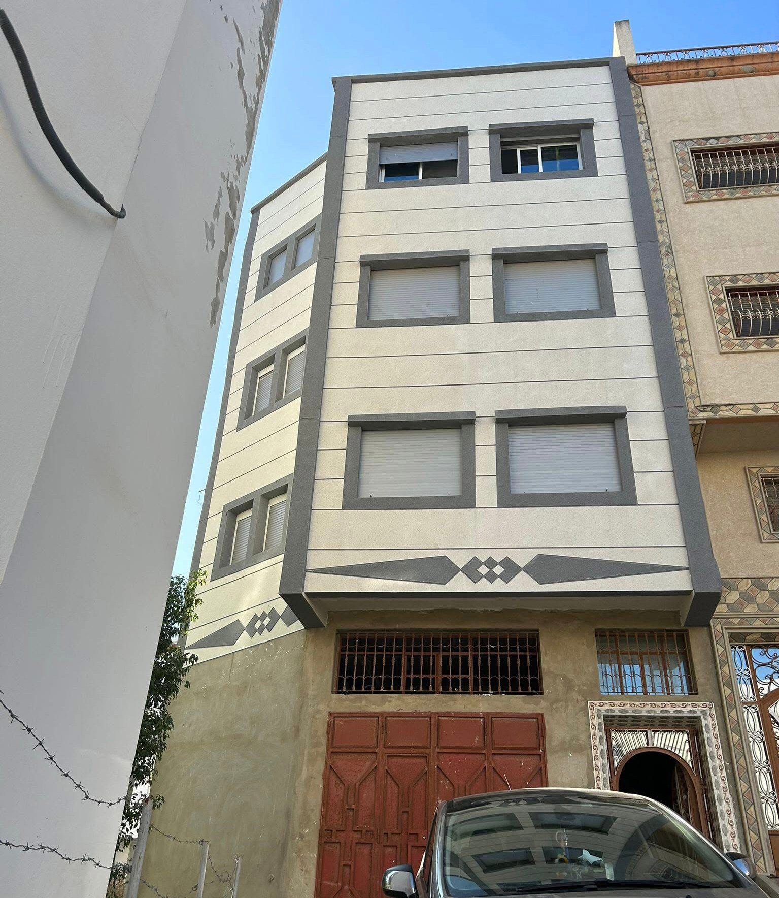 دار حرة للبيع طنجة البالية